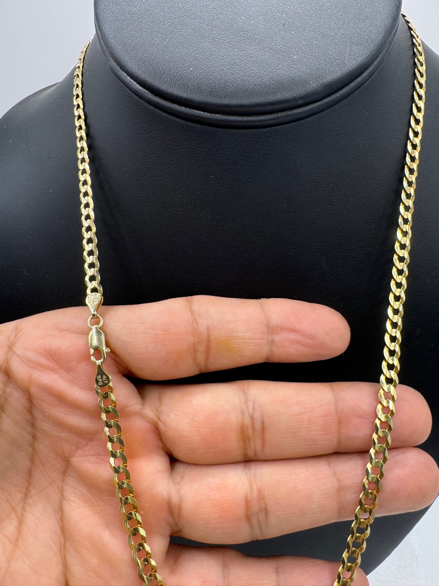 Cadena corte brillo.