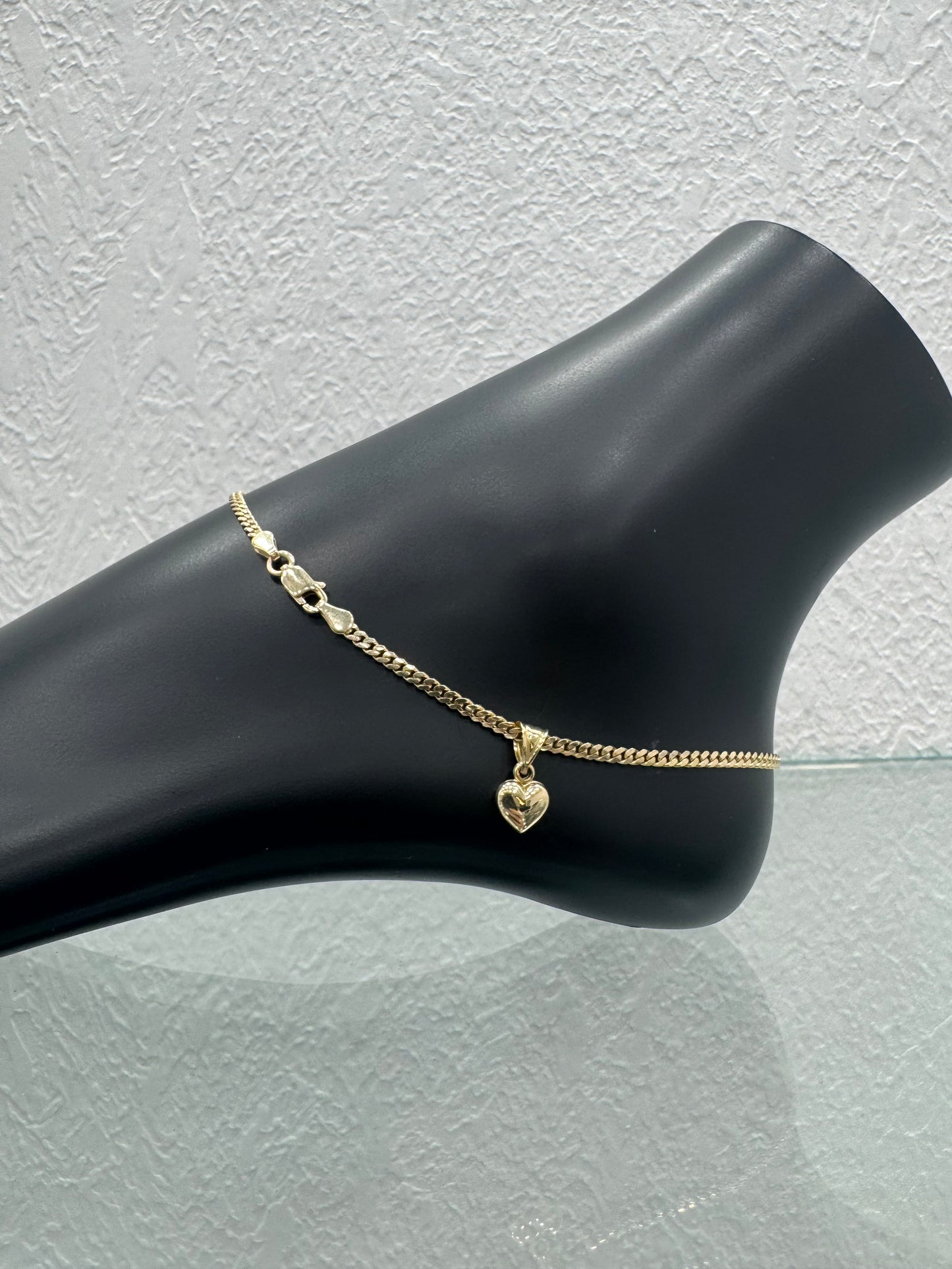 Tobillera cuban link y dije corazón