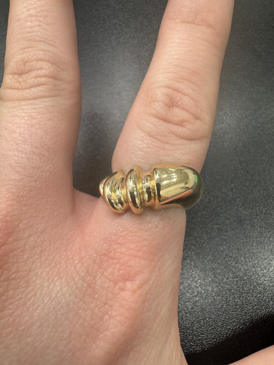Anillo de concha.